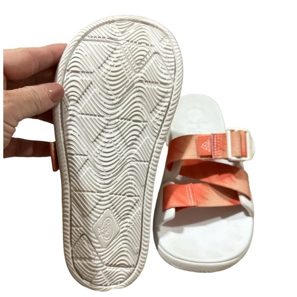 Like New - Chaco Chillos in Persimmon - size 7 - Picture 4 of 6